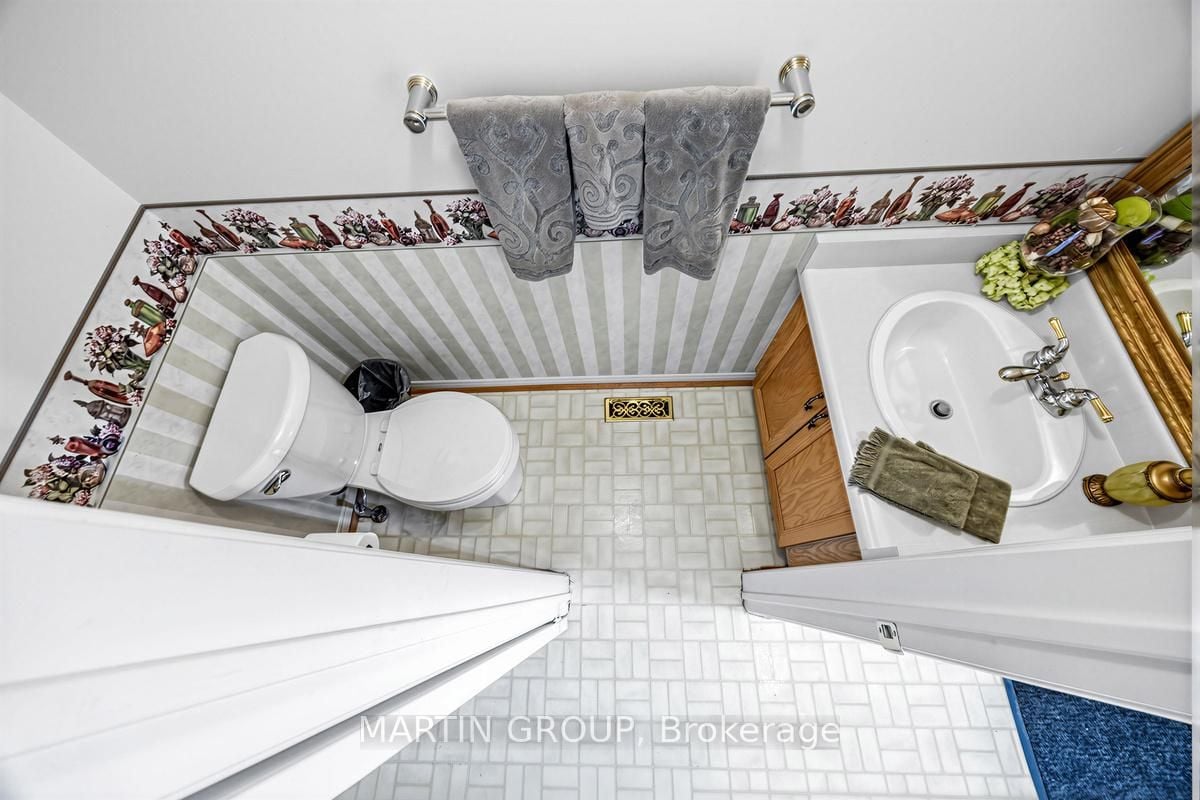 1529 Beechlawn Dr