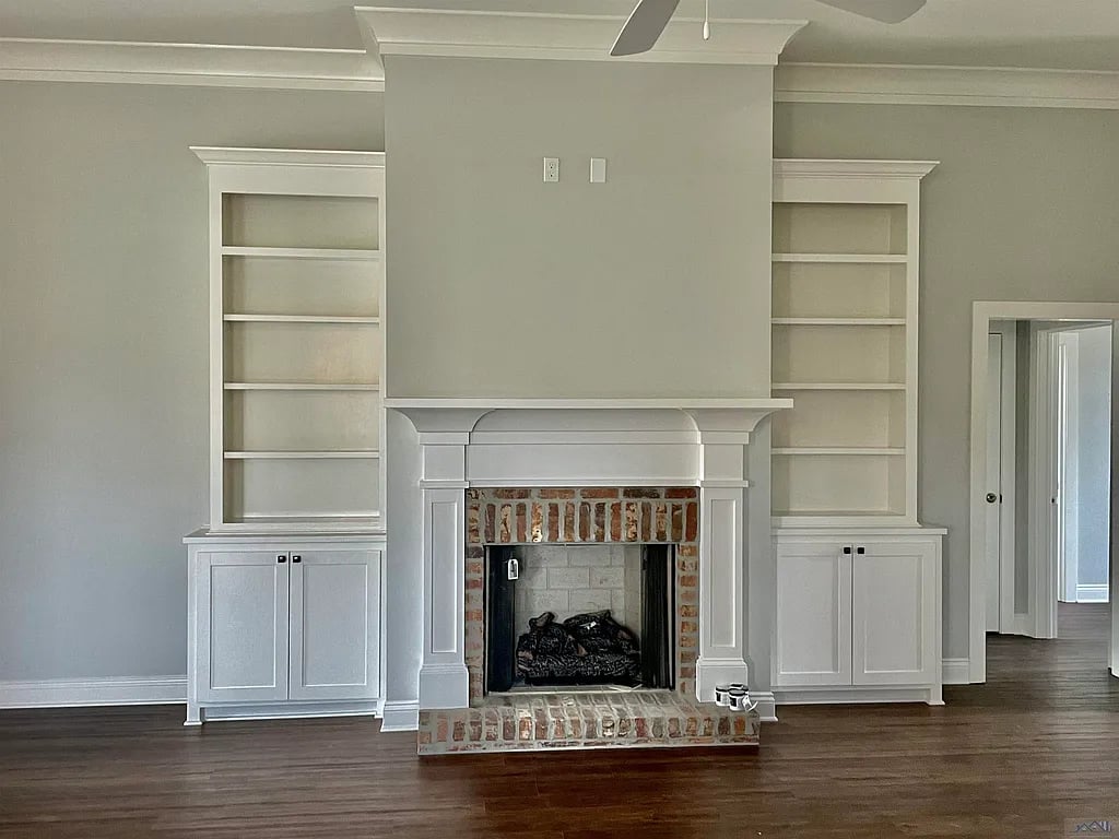 518 Lancaster Dr