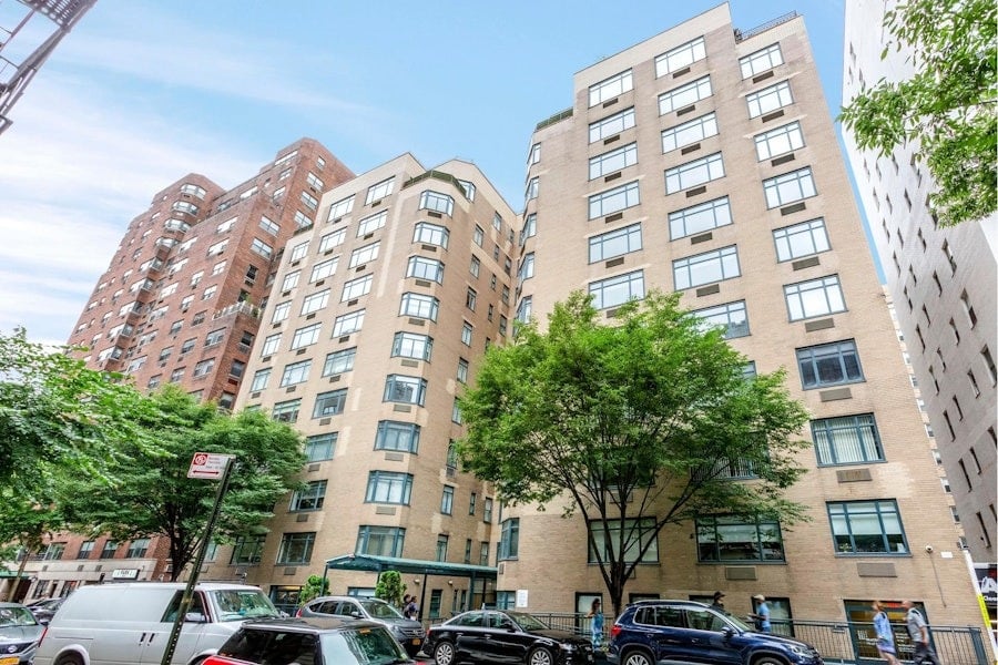 170 E 77th St, #10E
