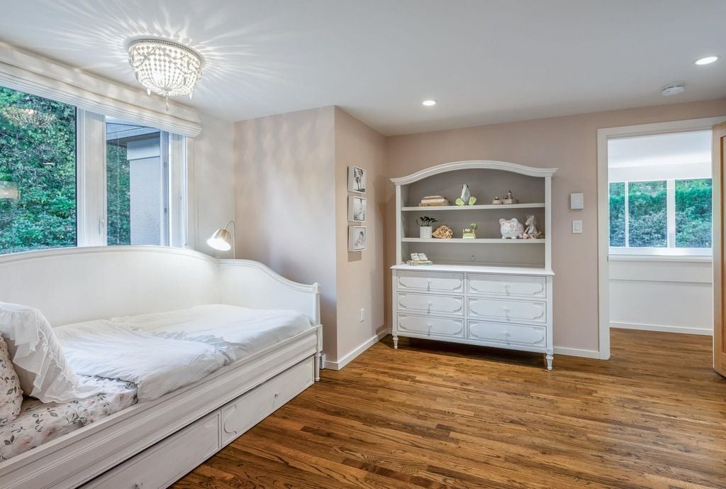 3708 Edgemont Blvd