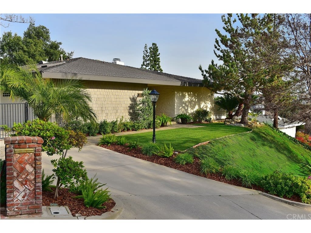 2084 Liliano Drive