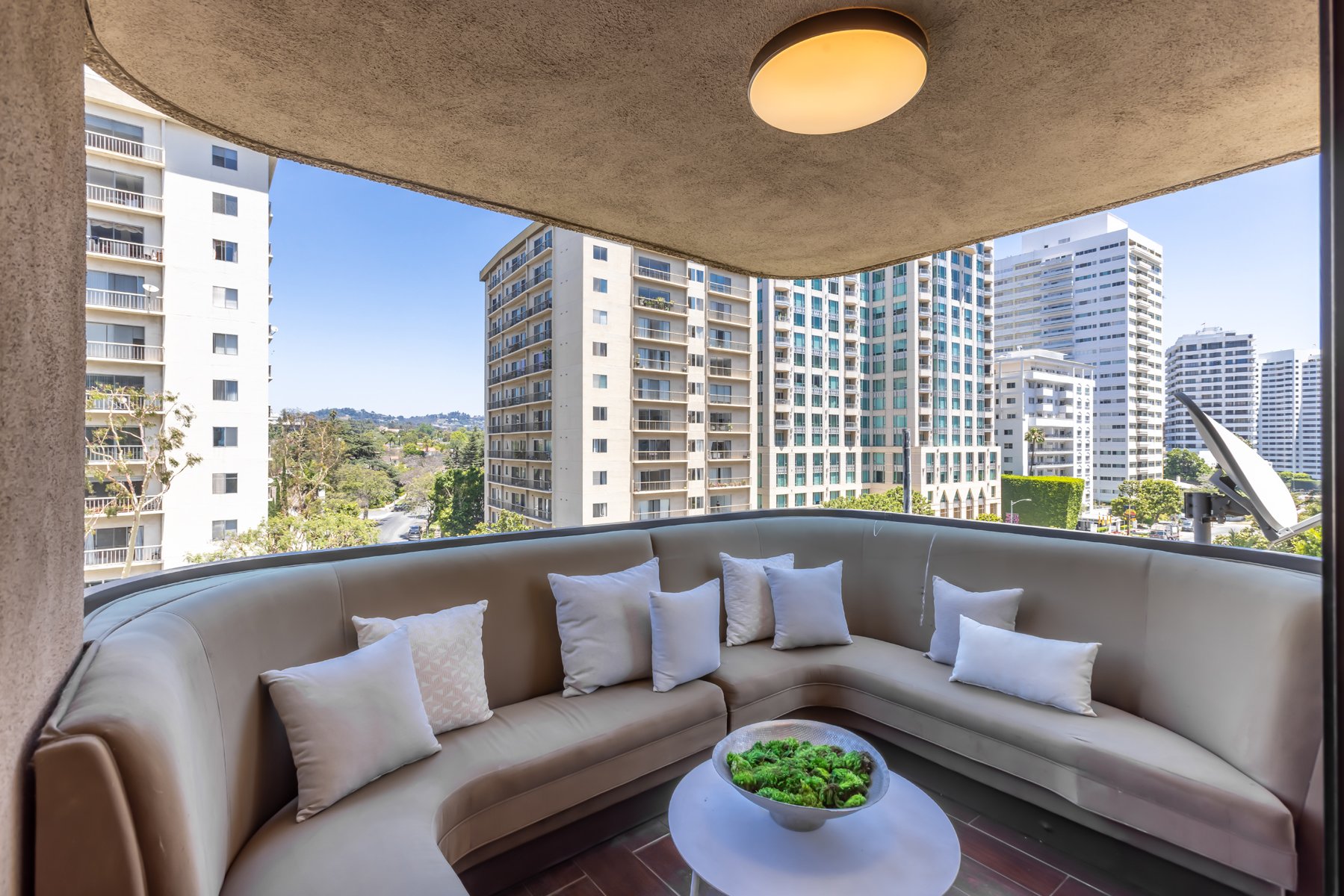 10750 Wilshire Blvd #503, Westwood