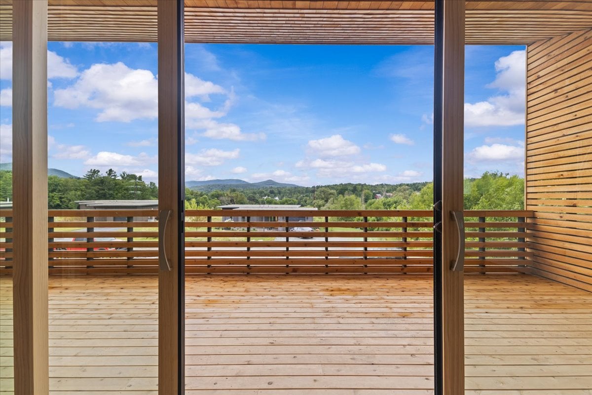 Welcome to Moscow Meadows