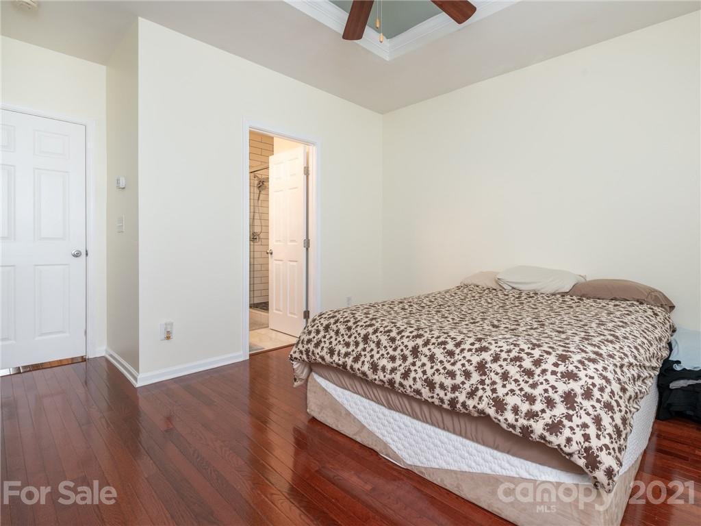 249 Irwin Ave