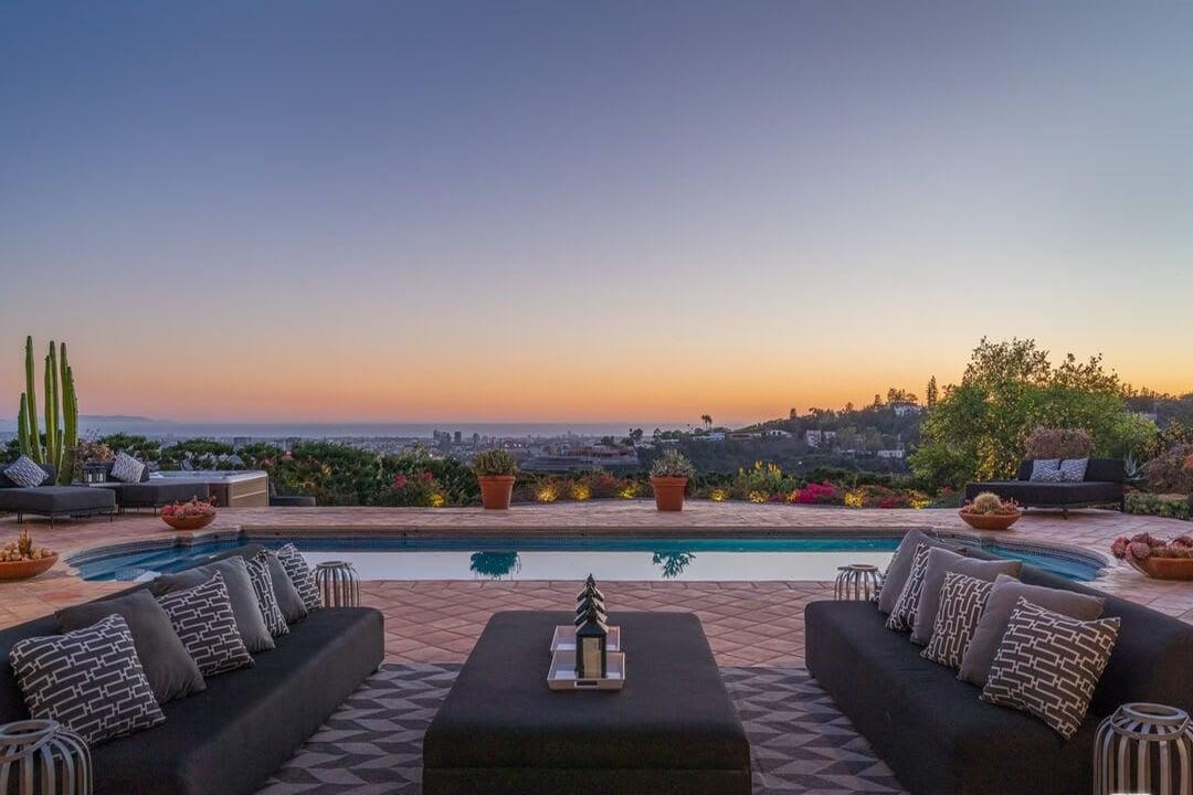 Villa Estate
