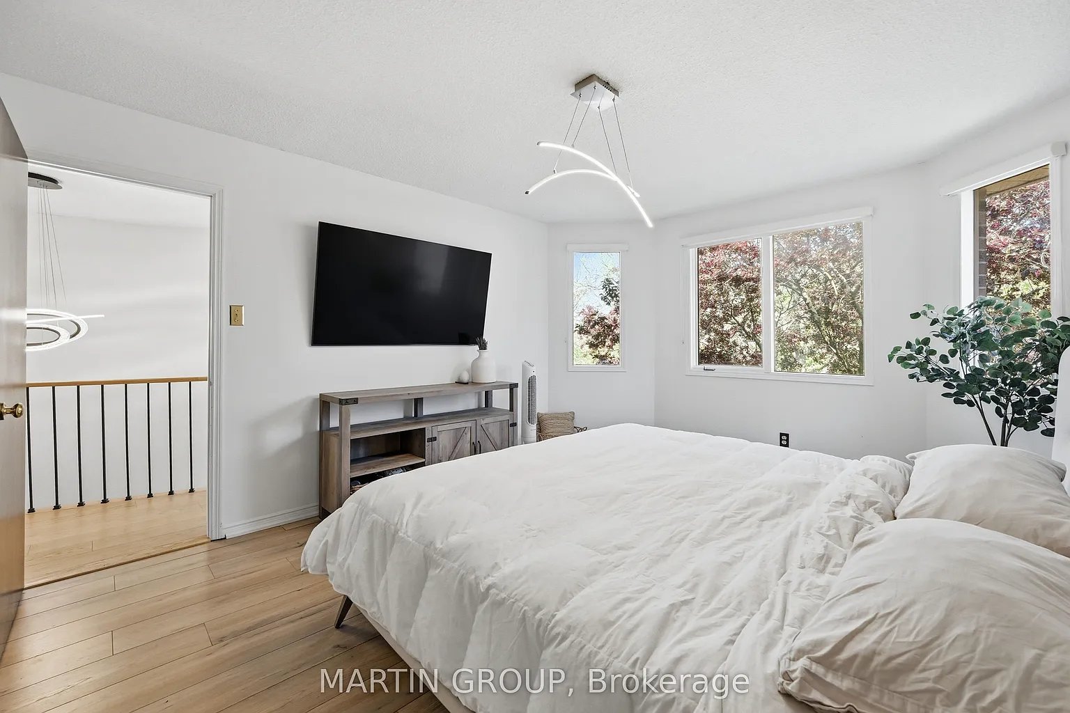 376 Carrier Ln