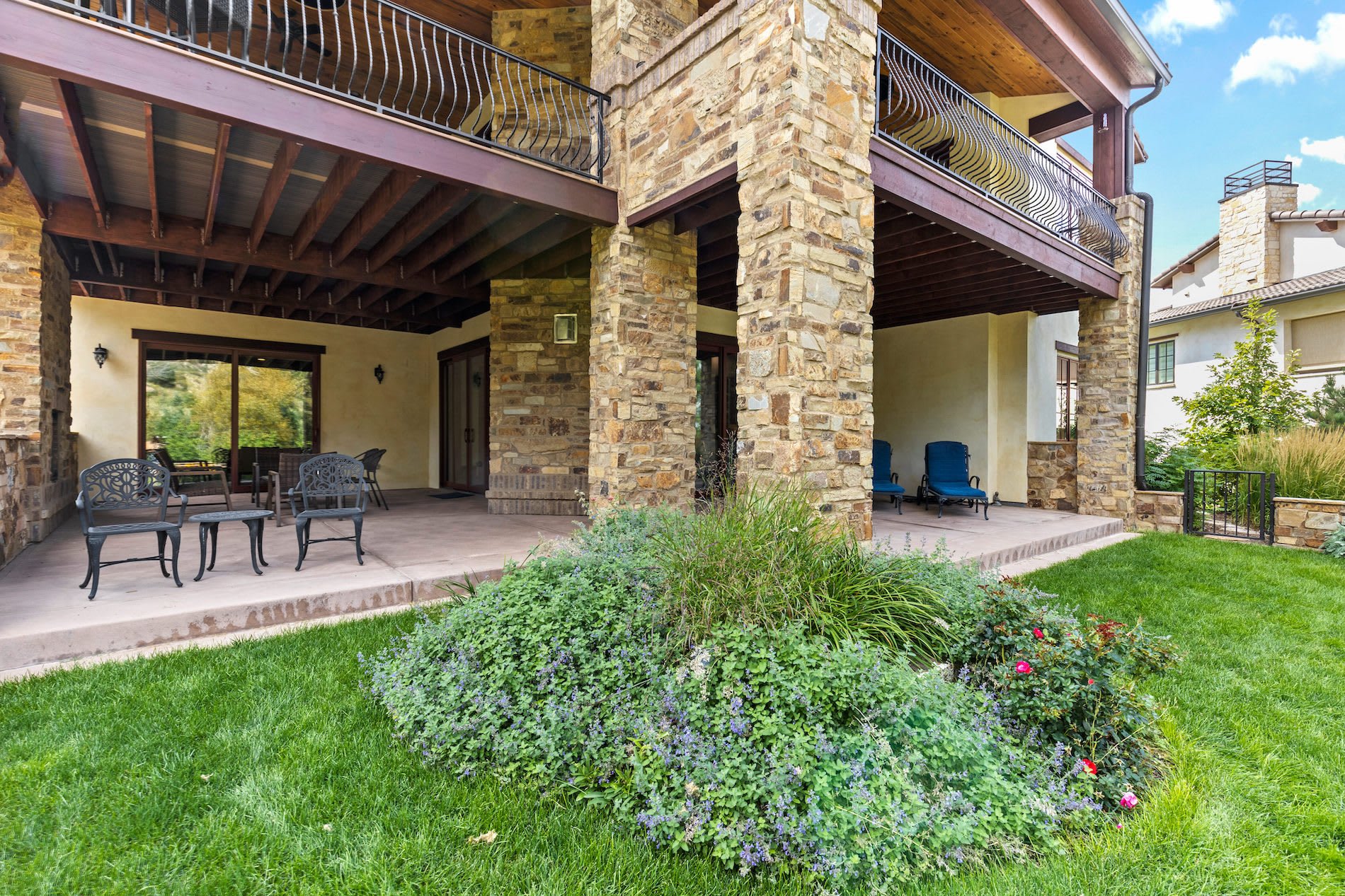 8342 Raphael Lane
