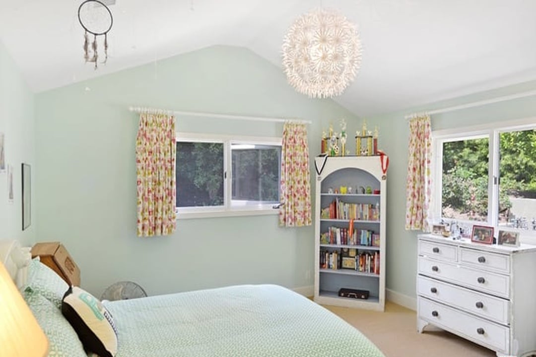 Skyreach Pavilion, Birdview Ave, 90265