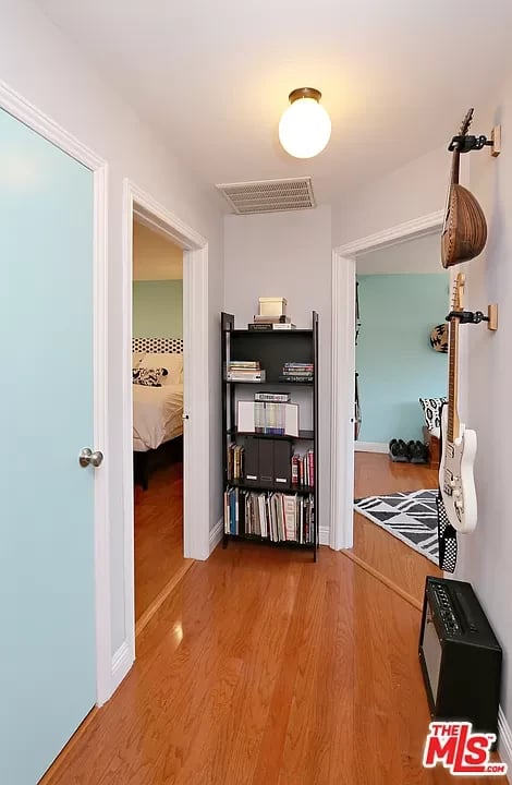 11138 Aqua Vista St #24