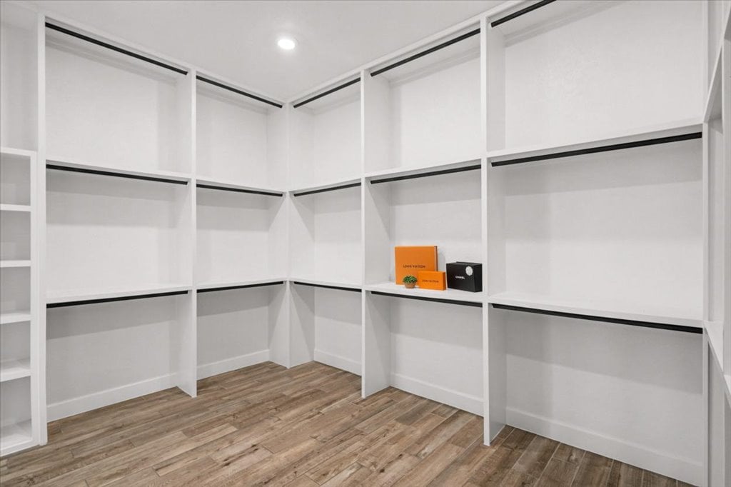 1216 Deerfoot Circle