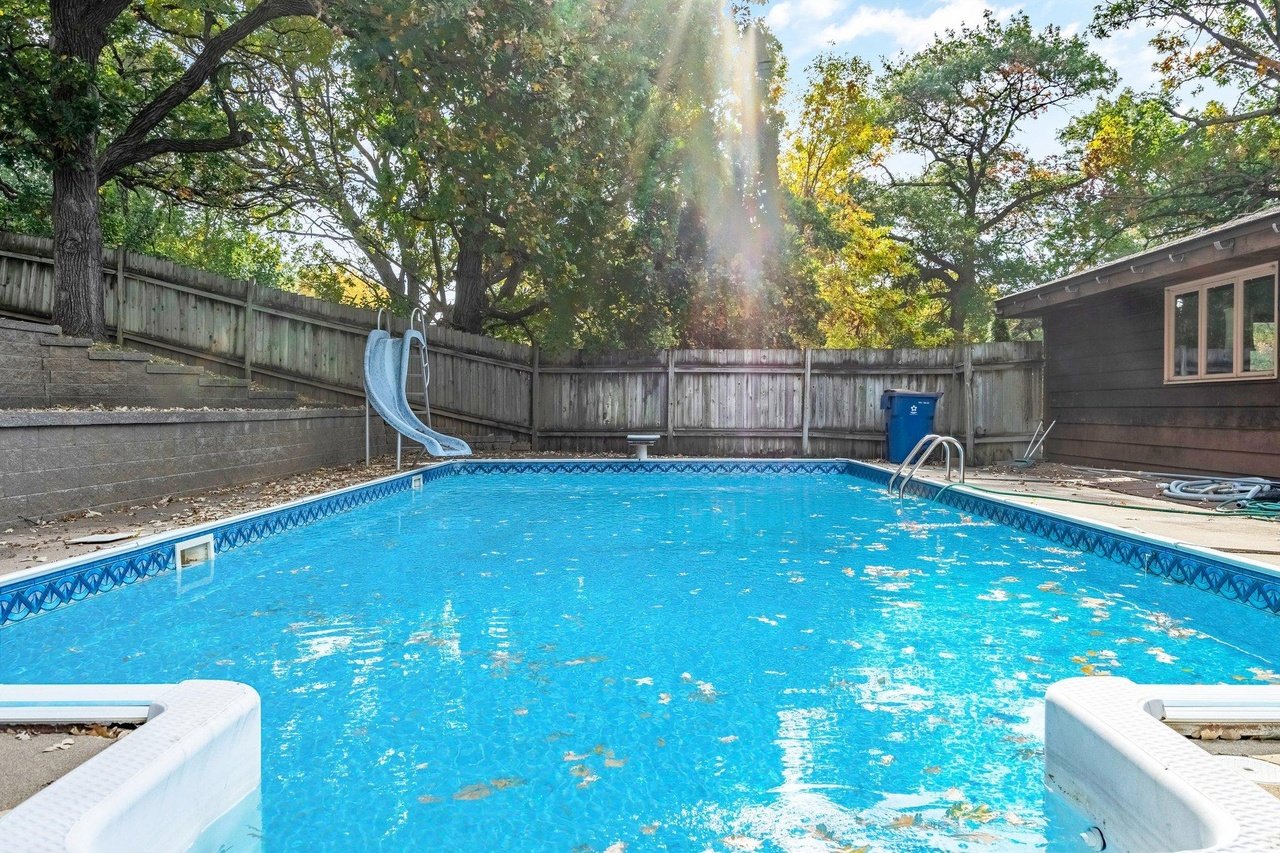 107 Belmont Rd