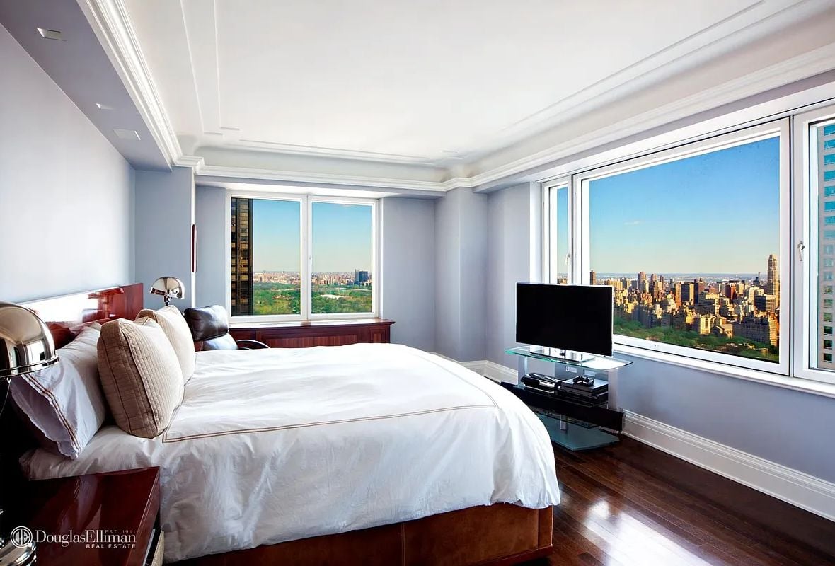 301 W 57th St #43C