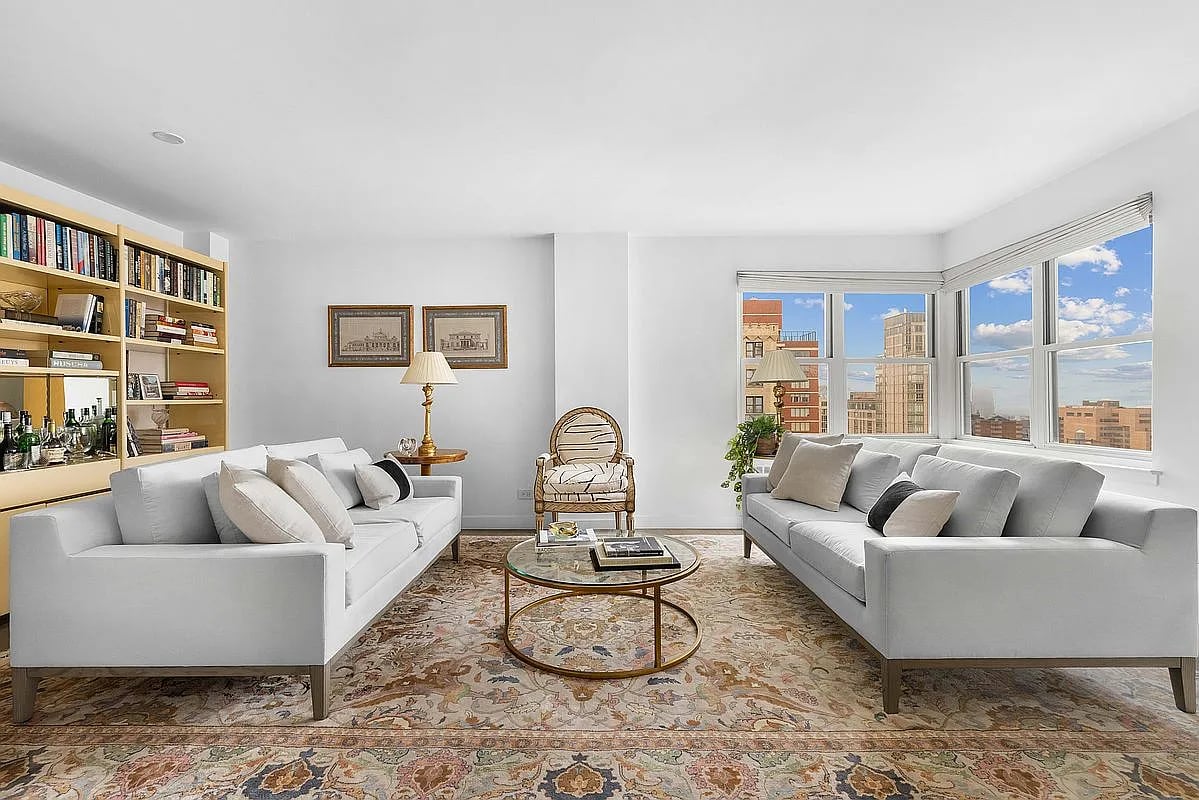 1199 Park Ave 15B