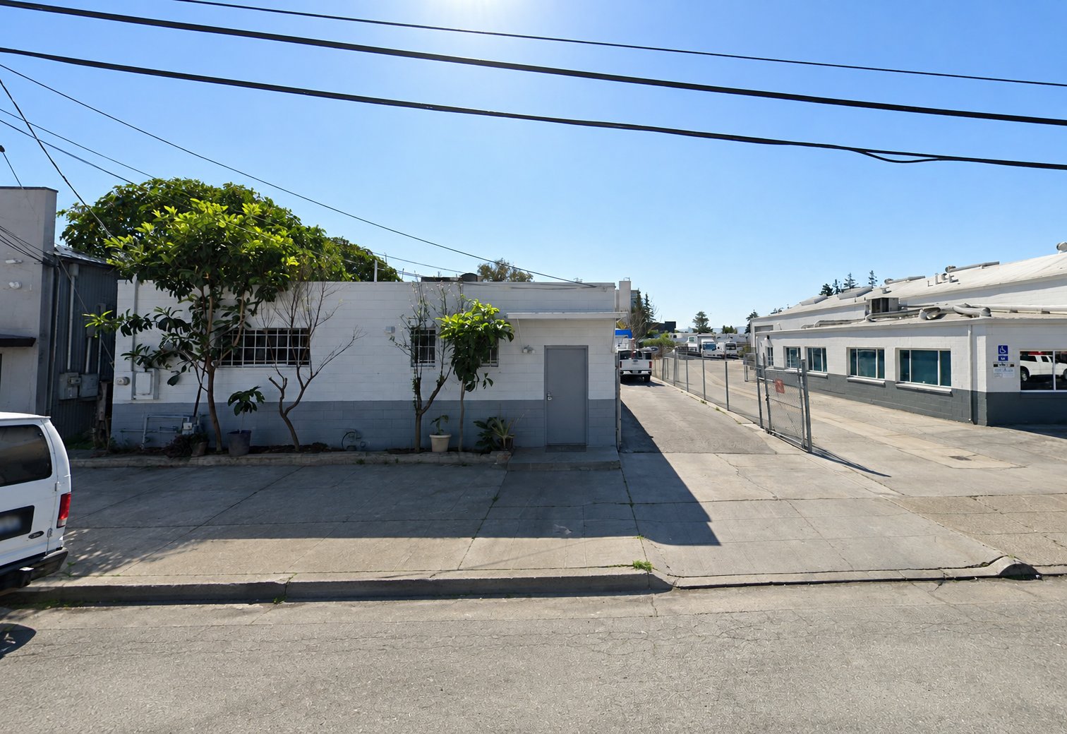 2,275 SF Industrial Owner User Opportunity