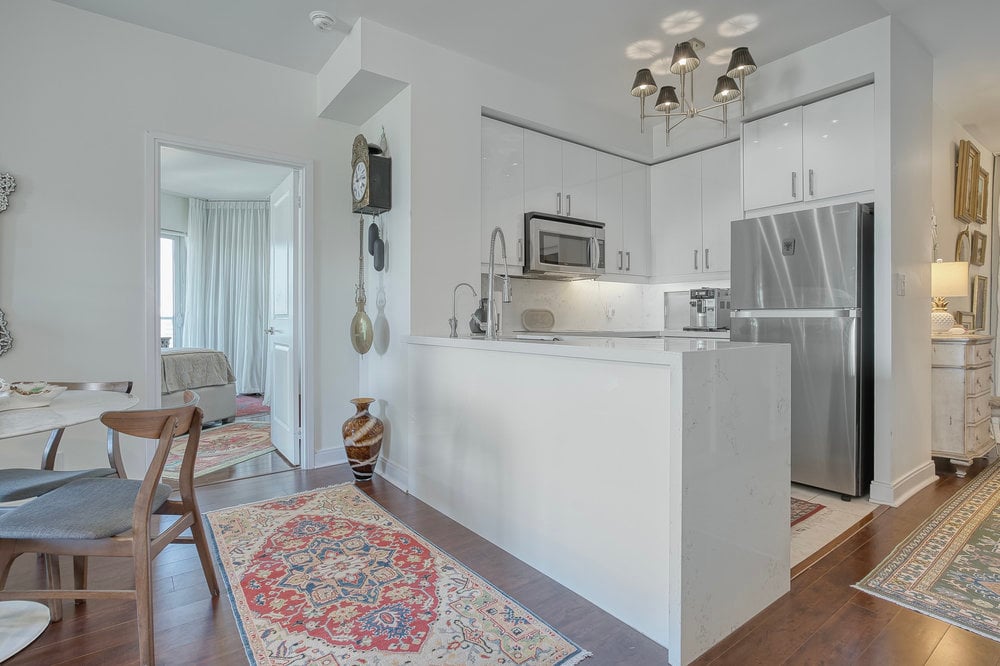 60 Absolute Avenue 1507