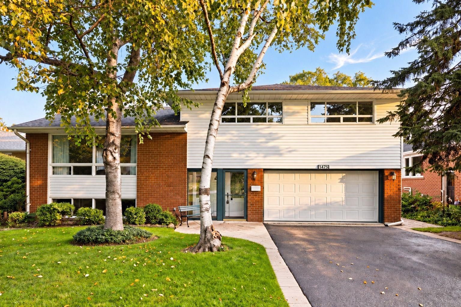 1475 Larchview Tr
