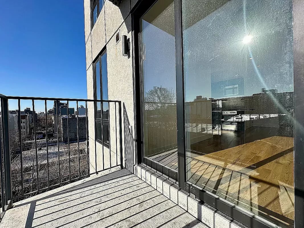 1516 Fulton Street 3C