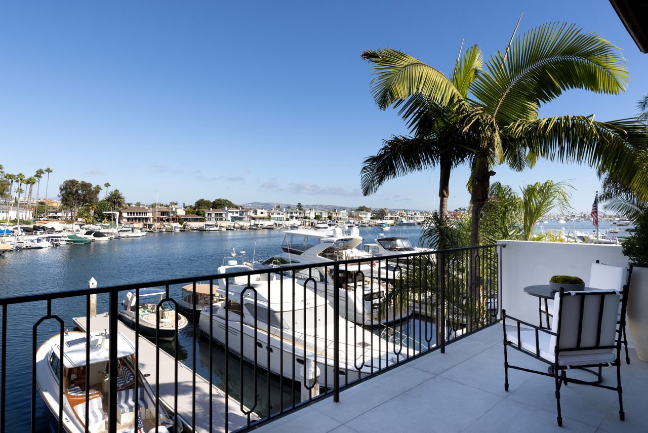 Lido Village Waterfront