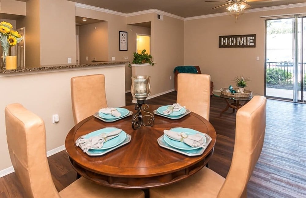 Amazing 1/1 Value just north of downtown Austin