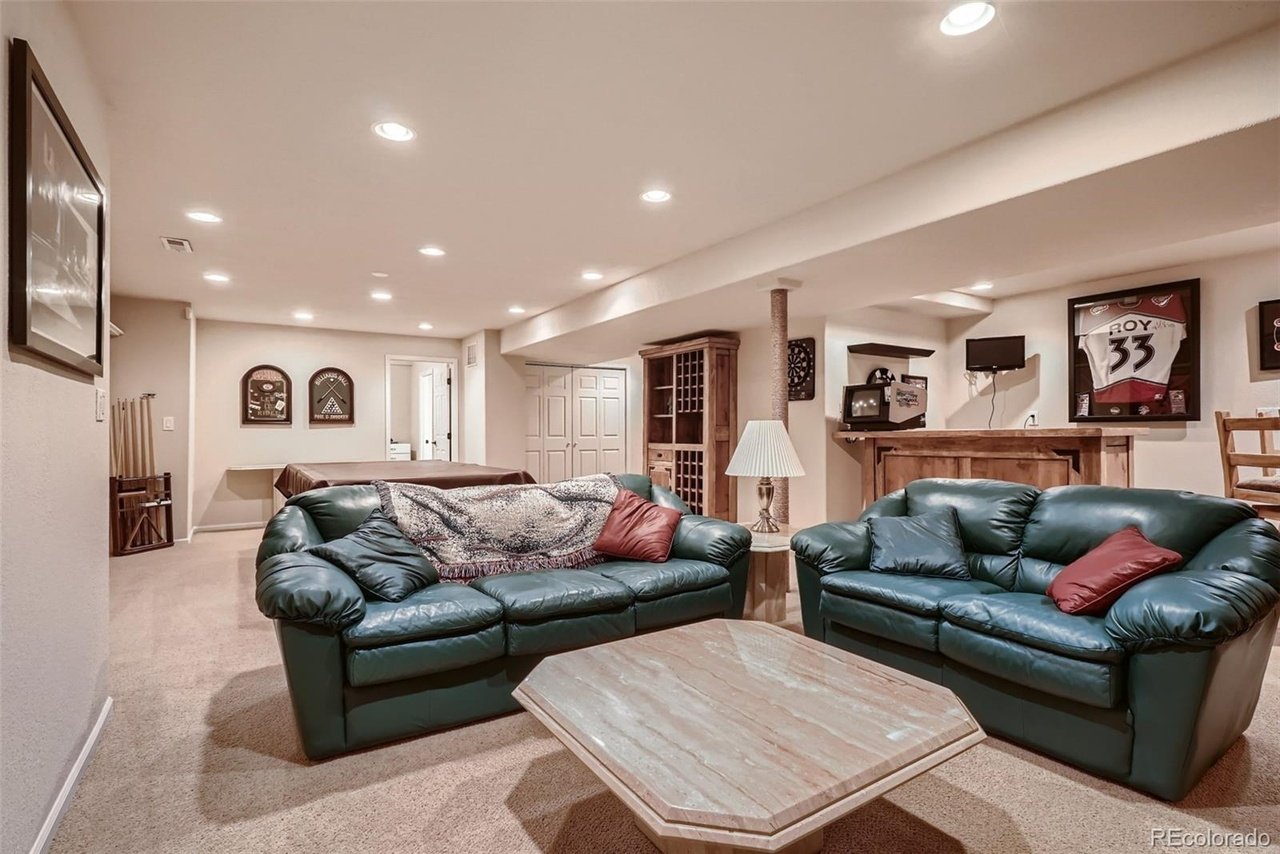 10229 Dan Ct