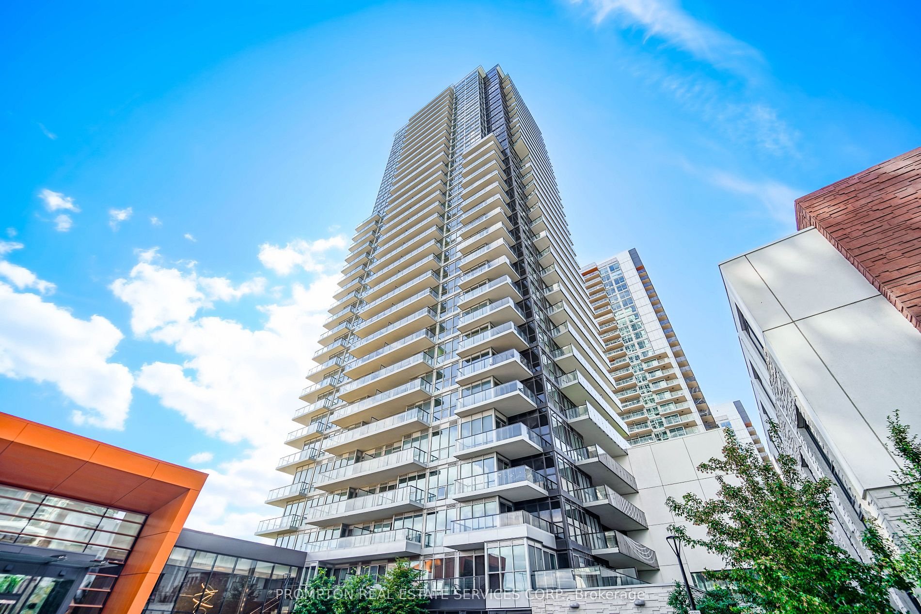 SEASONS CONDOS PENTHOUSE 