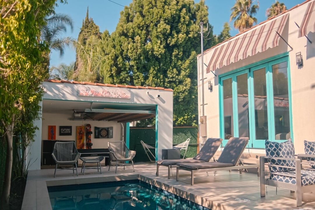 N Crescent Heights Blvd, 90048