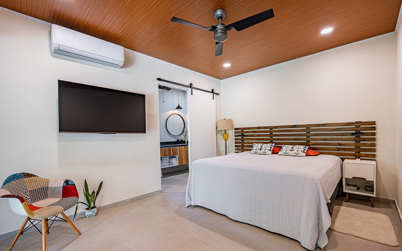 Unique Riverfront Home With Prime Location in Uvita