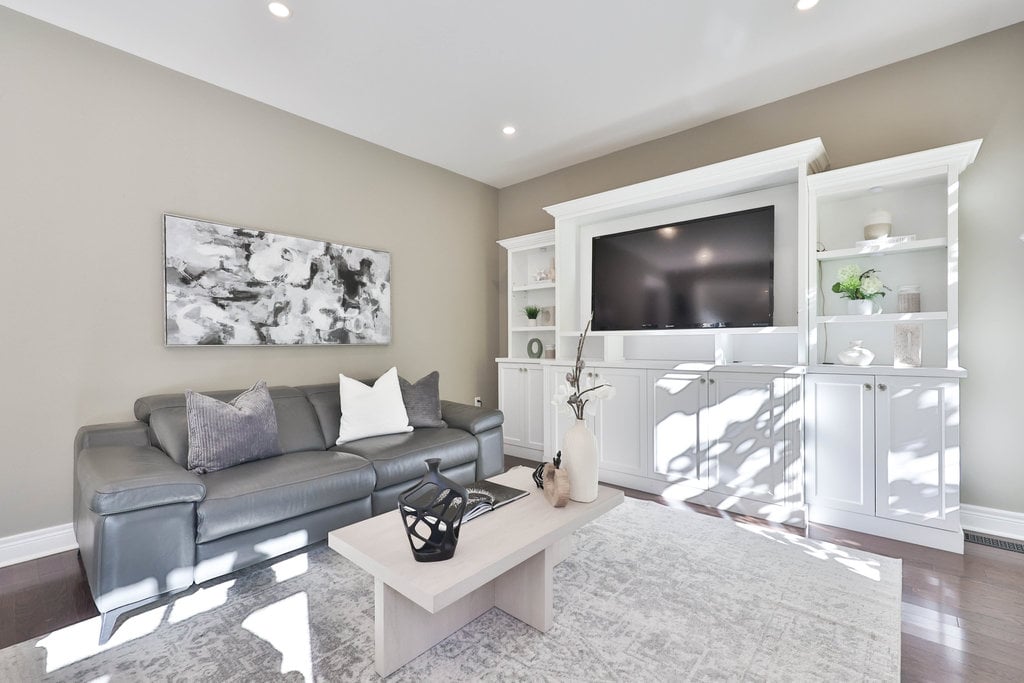 2151 Bingley Cres