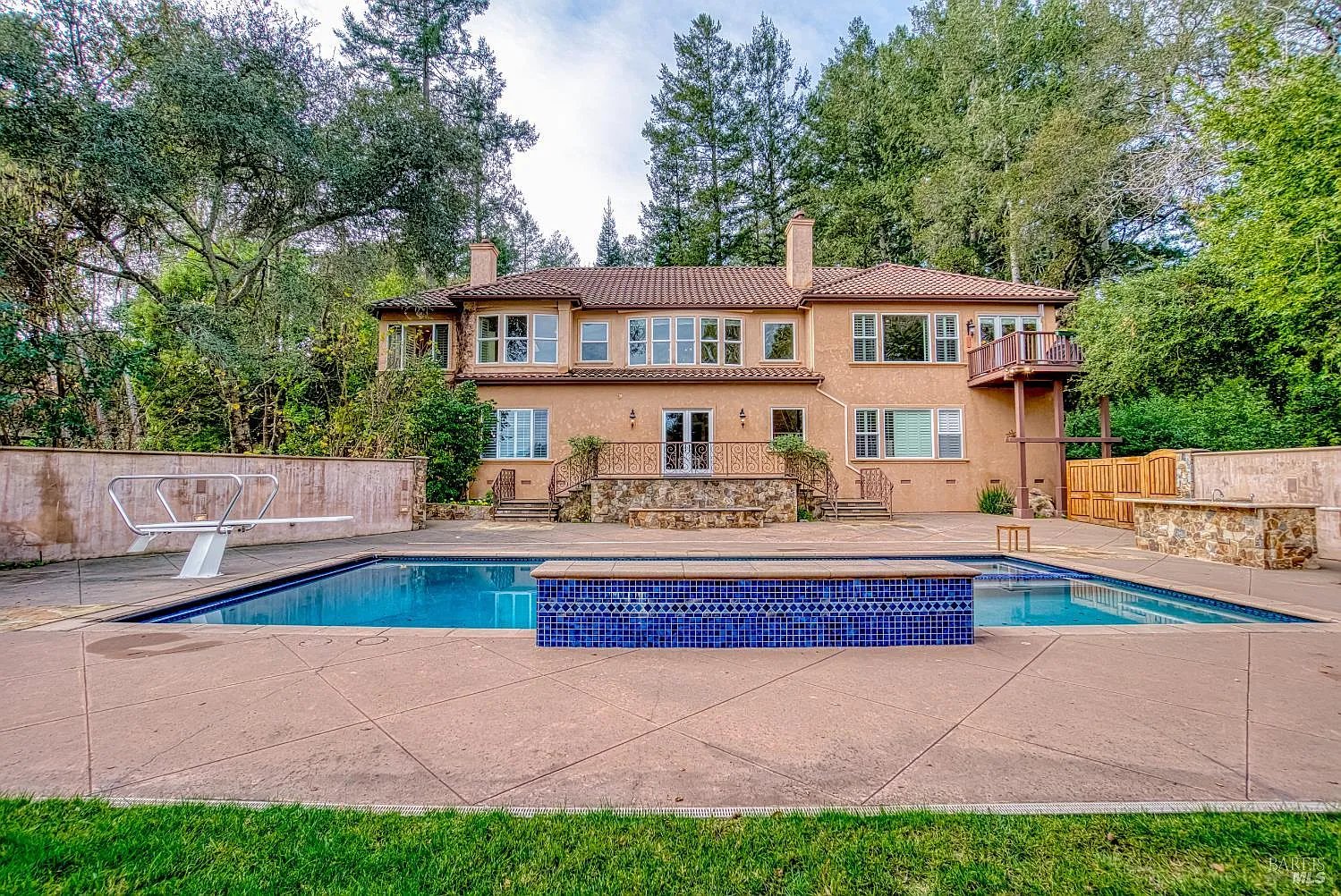 2703 Brush Creek Rd