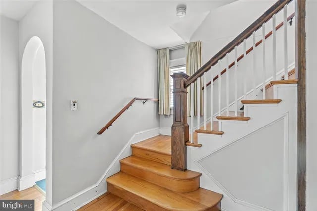 401 Russell Rd