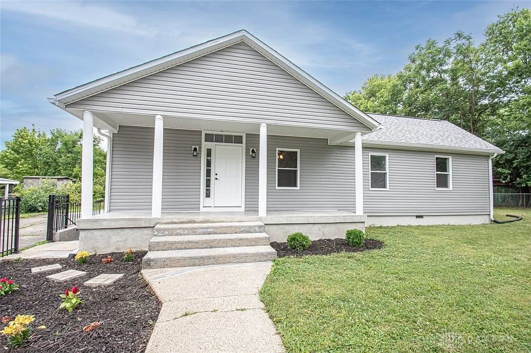 232 Hanna Ave