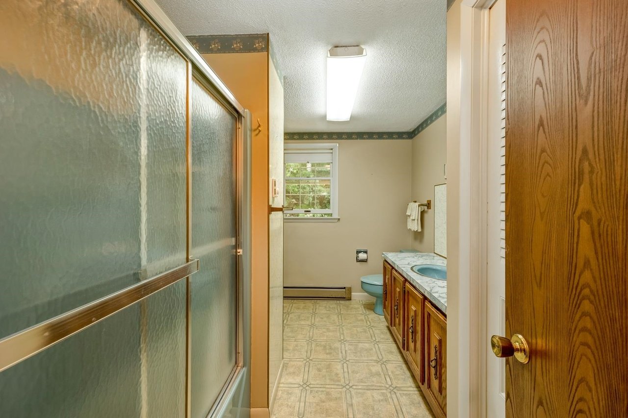 10 Reservoir Rd