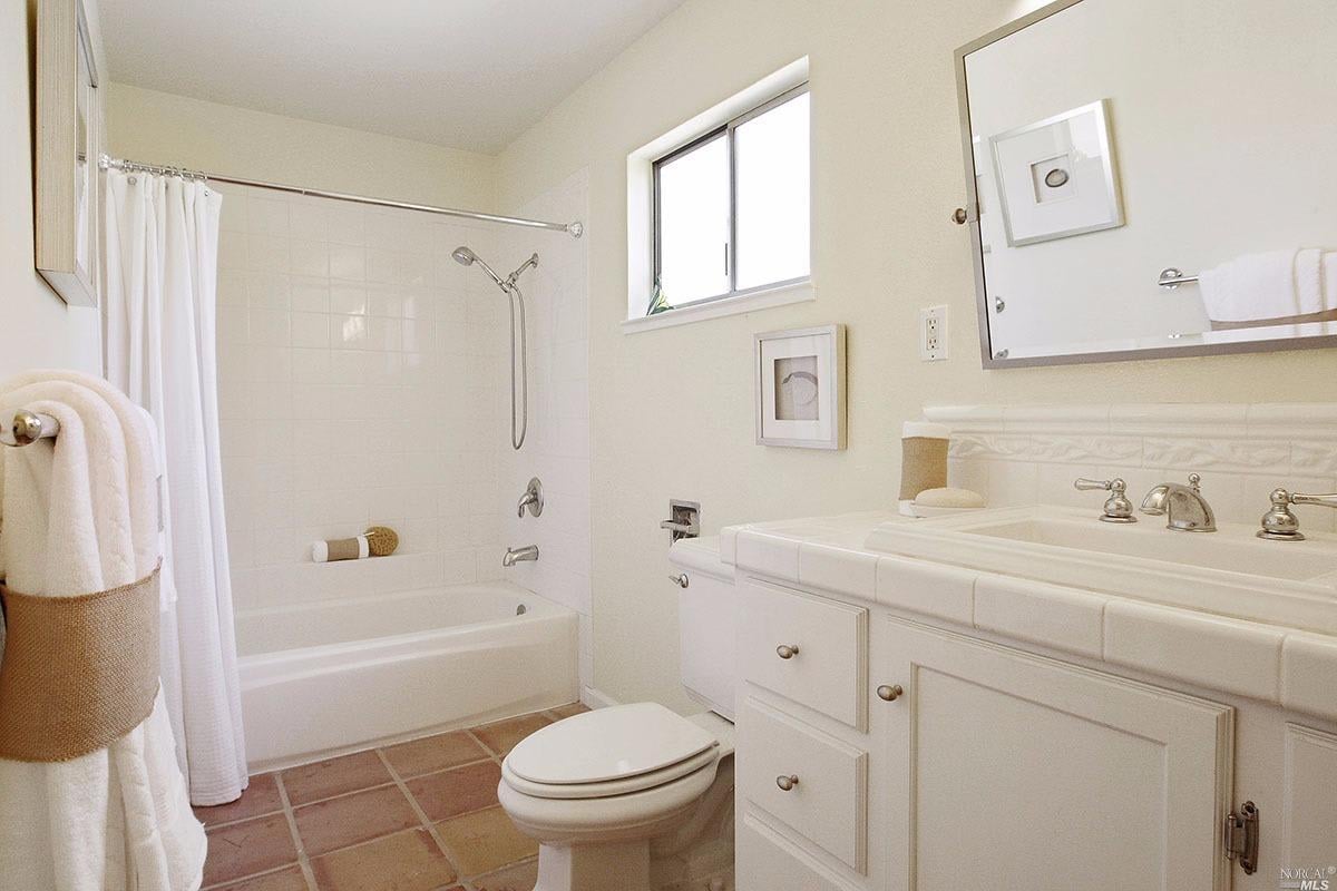 87 Santa Maria Dr