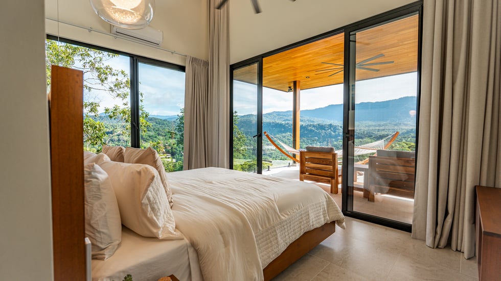 3 Bedroom Luxury Modern Tropical Home in Dominical