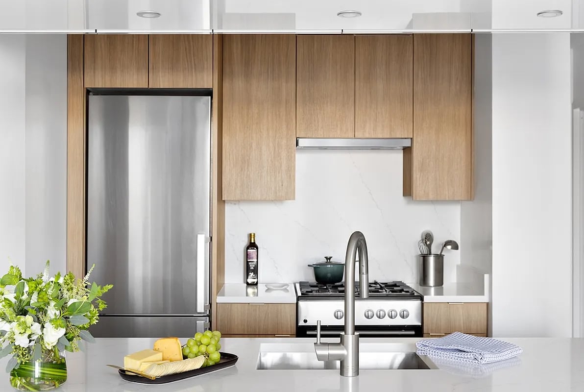 666 Greenwich Street, #230