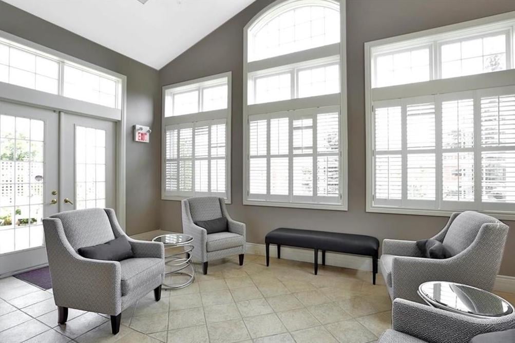 Upgraded 1 Bed+ Den Suite Overlooking Ravine