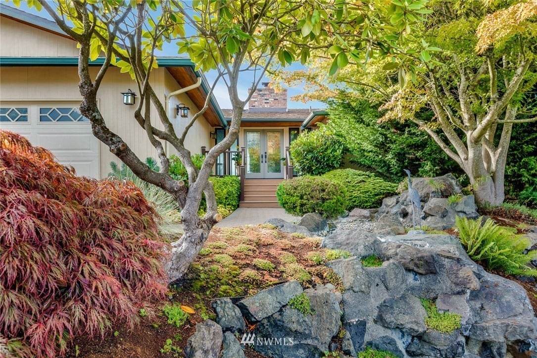 842 S Marine Hills Wy