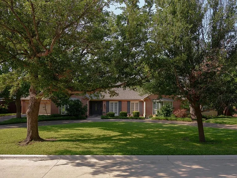 6131 Joyce Way