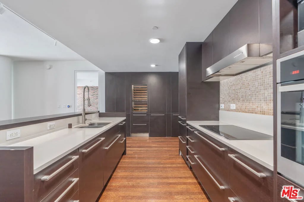 6250 Hollywood Blvd, #7D