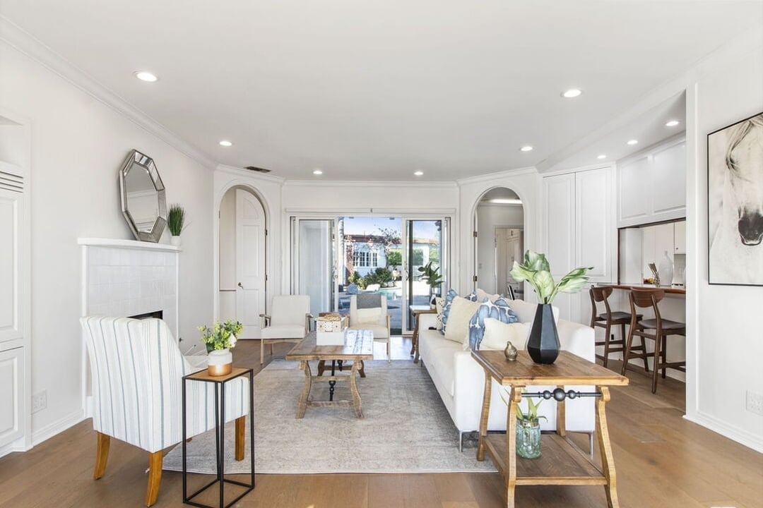 905 Berkeley St, 90403