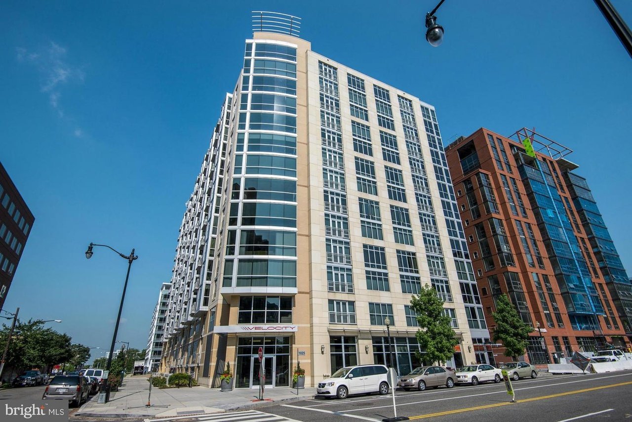 1025 1st Street SE Unit: 902