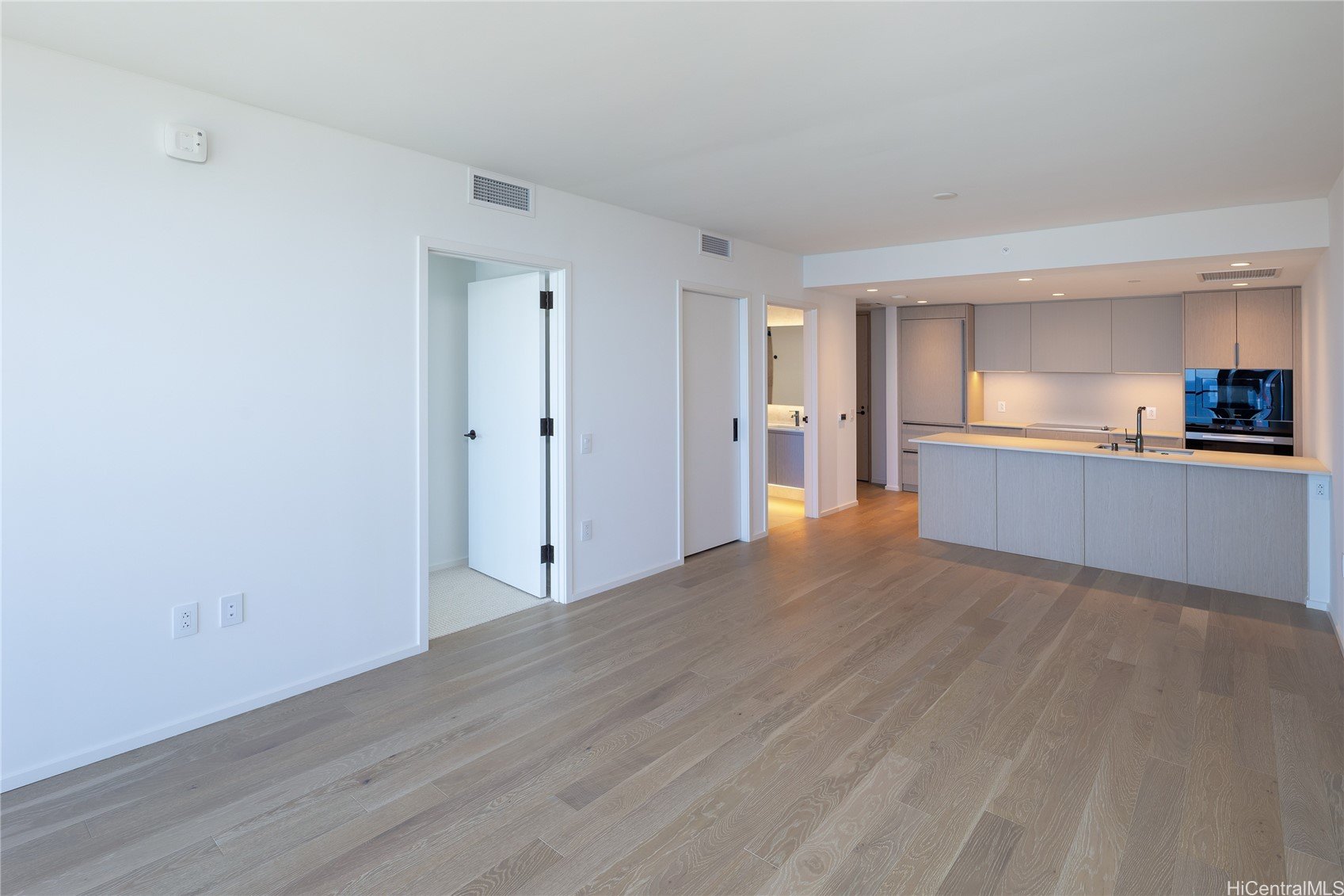333 Ward Avenue #3101