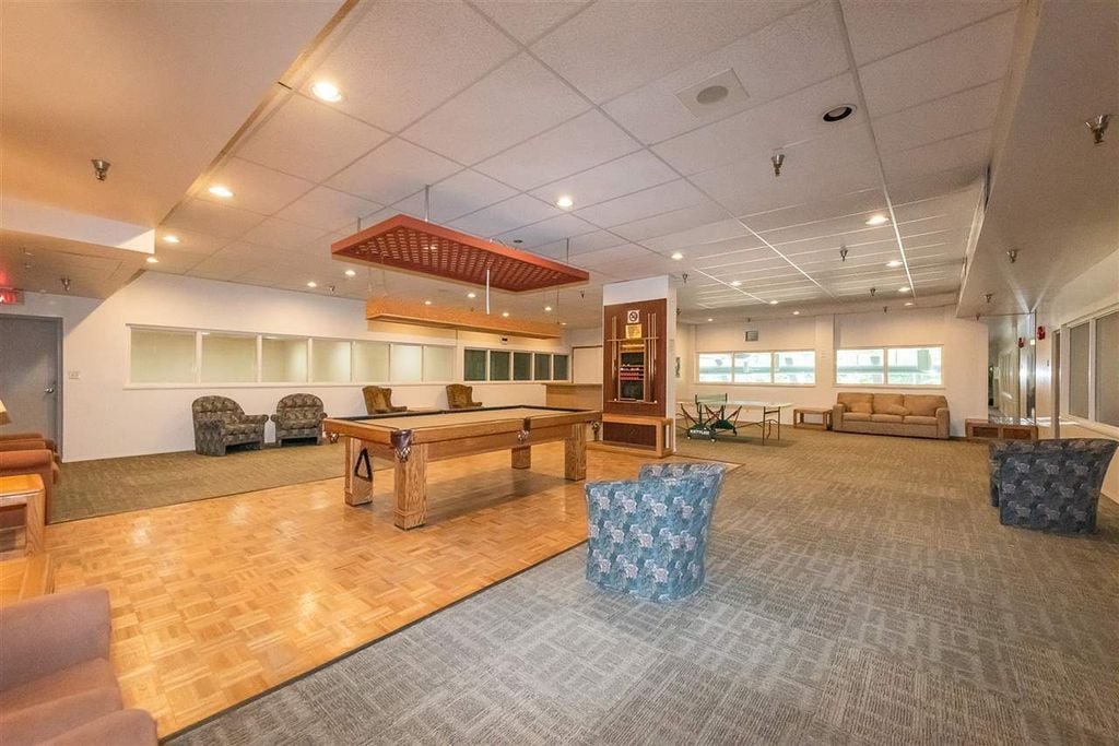 6055 Nelson Ave, #2102
