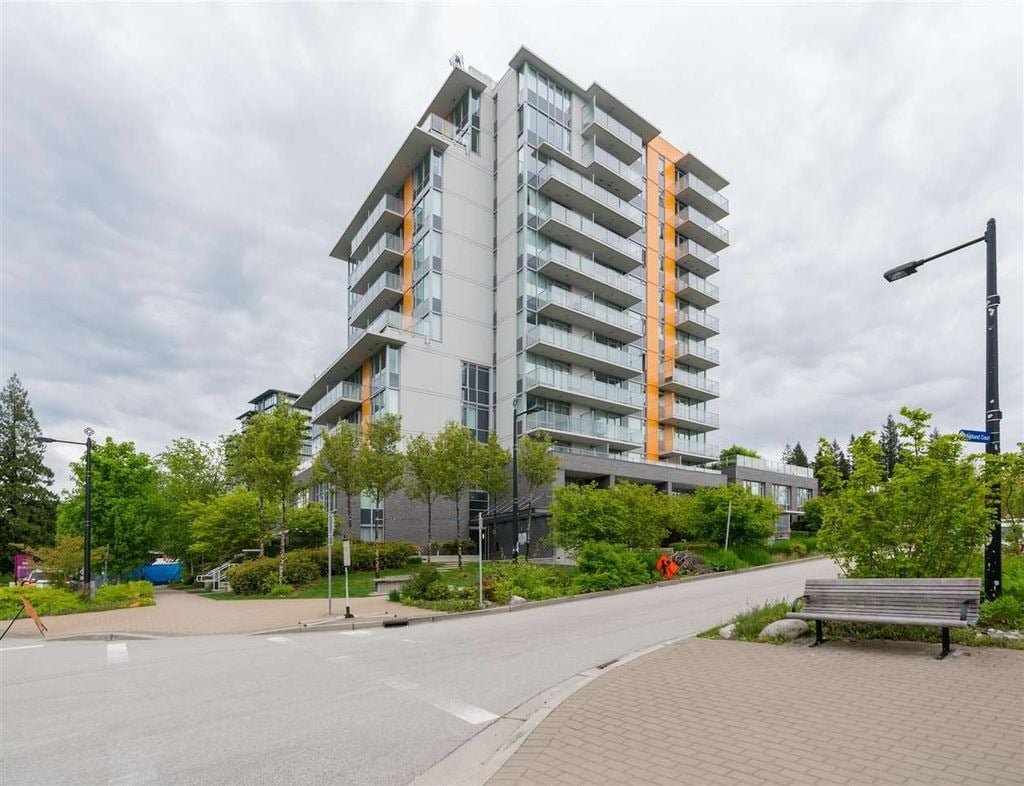 9025 Highland Ct, #402