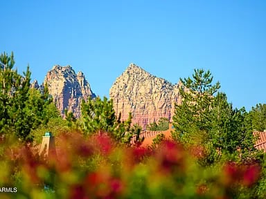 2272 ROADRUNNER Road, Sedona