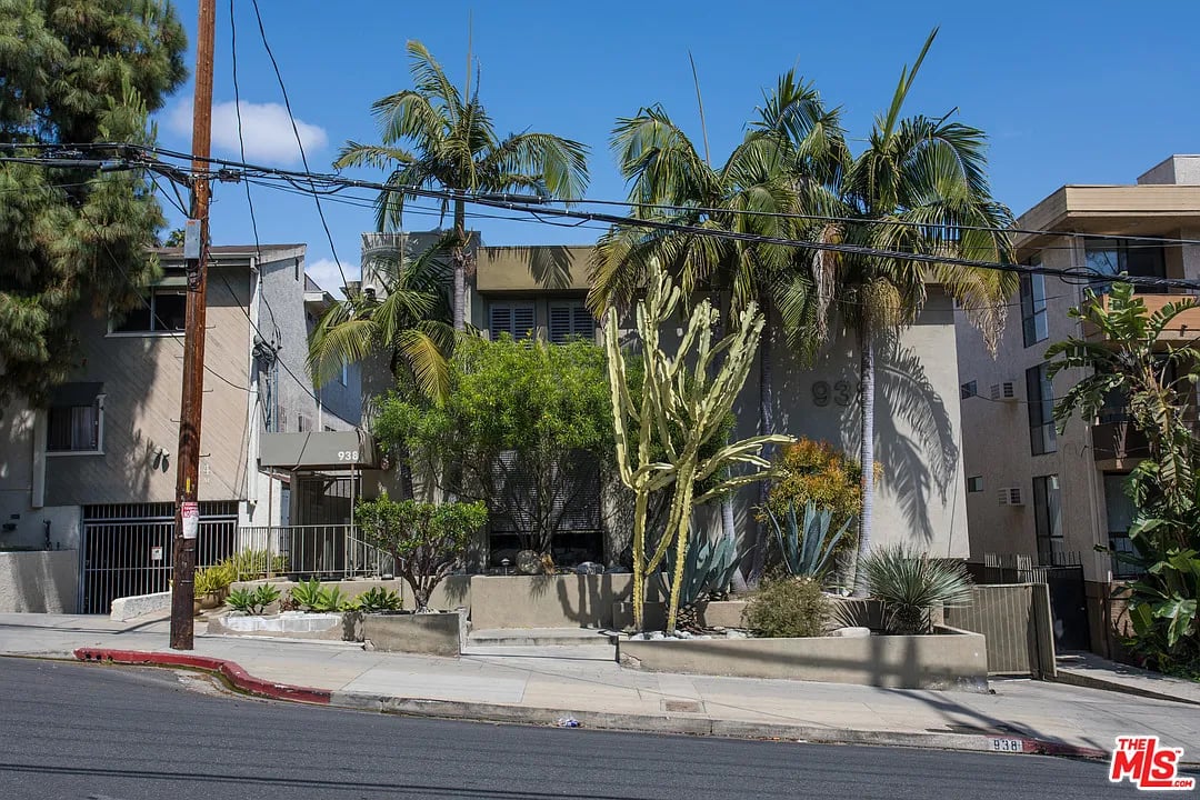 938 Palm Ave APT 5