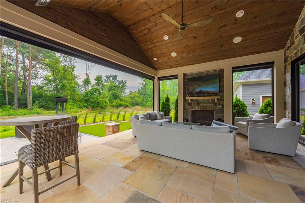 The Arbor Crest Estate