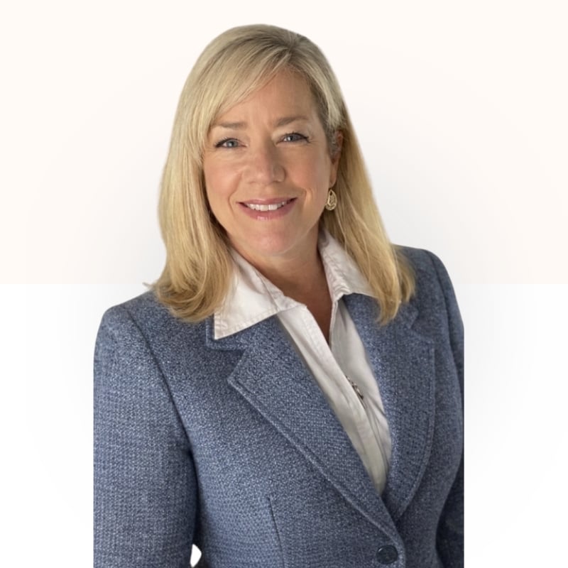 Denise Moore Annapolis, MD Real Estate Agent Headshot