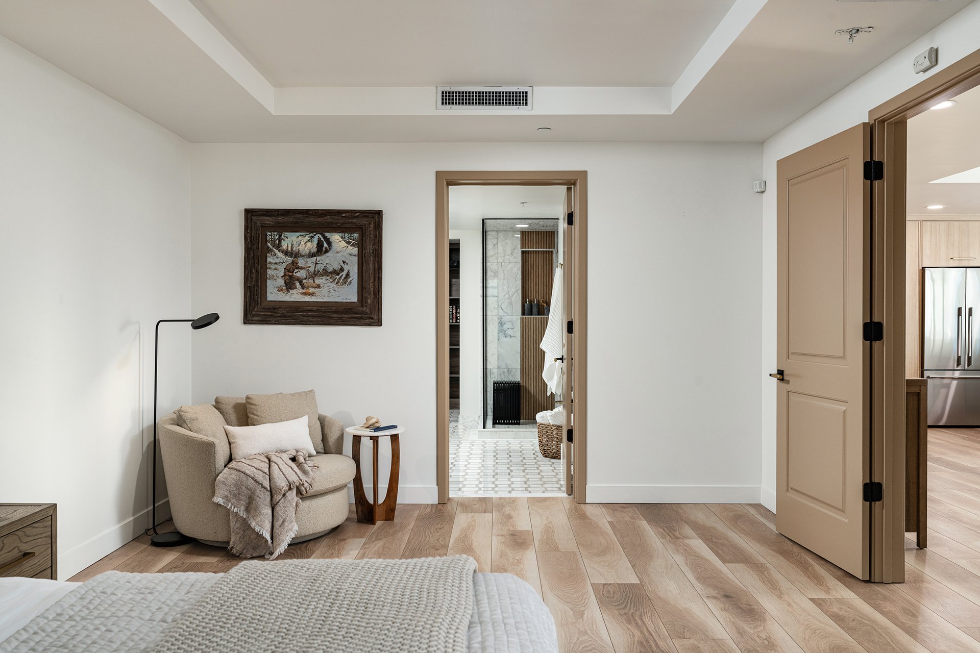 6803 E MAIN Street, 5511