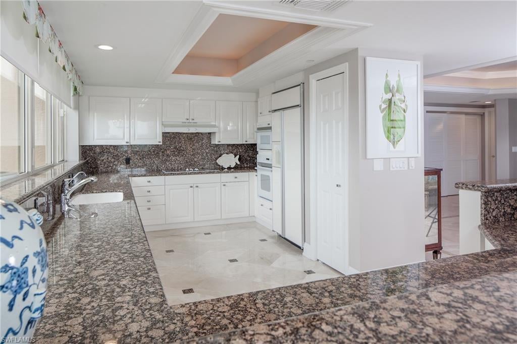 7117 Pelican Bay Blvd Apt 1409